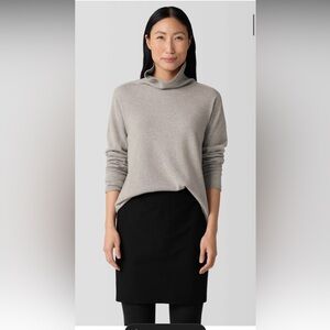 Eileen Fisher Italian Cashmere Blue Gray Turtleneck Sweater